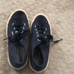 Navy blue Supergas size 8